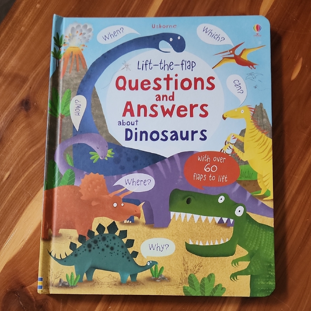 Usborne Lift the Flap Questions and Answers about Dinosaurs